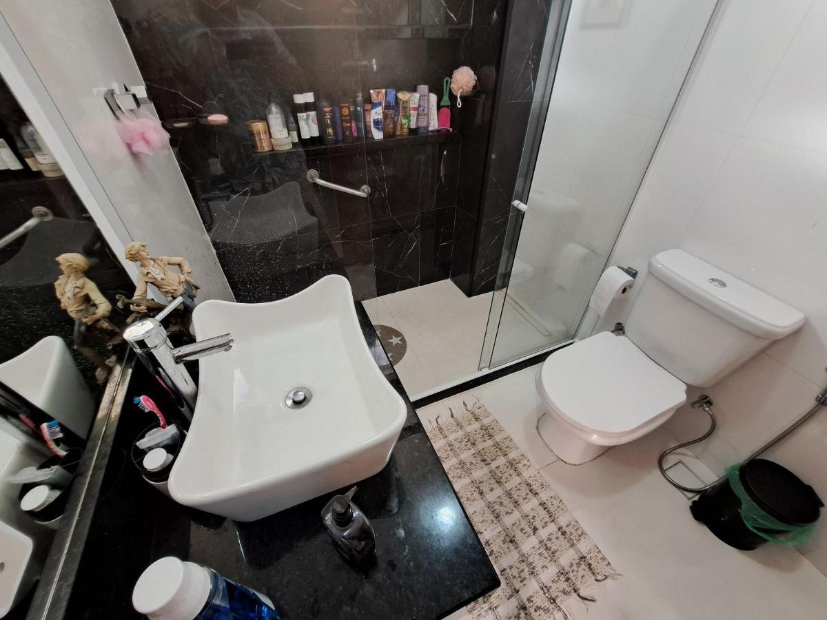 Quarto Privativo No Melhor De Botafogo Com Anfitria - With Host Appartamento *